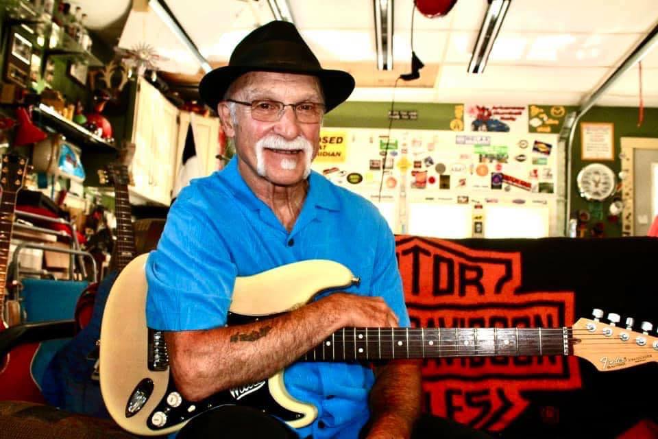 StratcatWillieandtheStrays_WinterSaturdays2022 Stratcat Willie and guitar for live music.