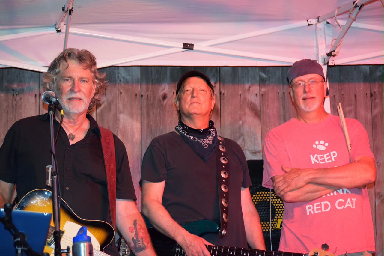 Black Robin Band