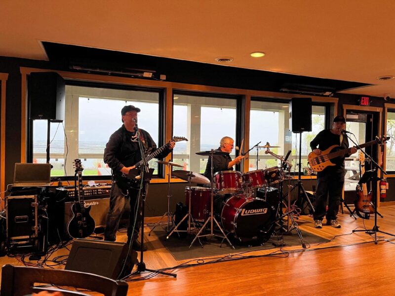 TheJuniorRichProject The Junior Rich Project playing live music.